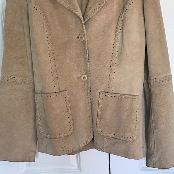 Charlotte Russe tan genuine leather jacket w/stitching, button closure lined, L - Picture 3 of 11